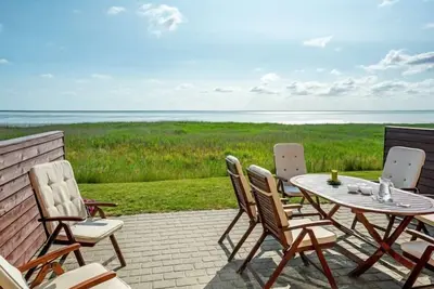 Image de \"Henrietta\" - 3. 5km from the sea by Interhome
