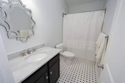 Image de Louisville Home Located in Heart of Germantown