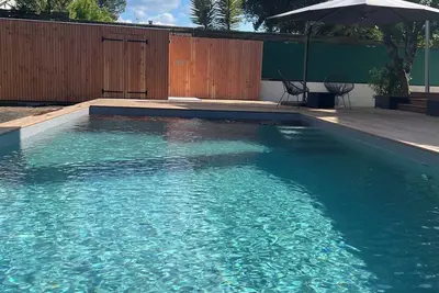 Image de Villa 140m2, Proche de la Mer, Piscine Chauffée, Jardin