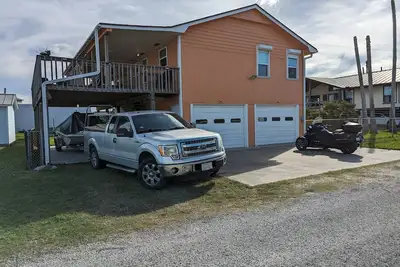 Image de Coastal Coral -A few steps to the Beach, Pier, Park & close to all Boat Ramps.