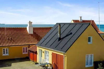 Image de \"Elle\" - 50m from the sea by Interhome