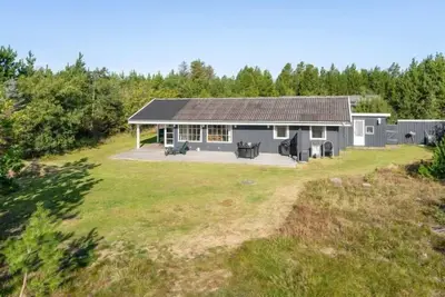 Image de \"Dorith\" - 100m from the sea by Interhome