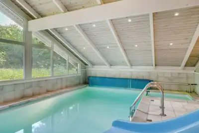 Image de \"Lovis\" - 600m from the sea by Interhome