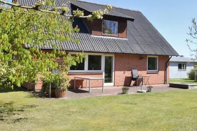 Image de \"Ognen\" - 1. 5km from the sea by Interhome