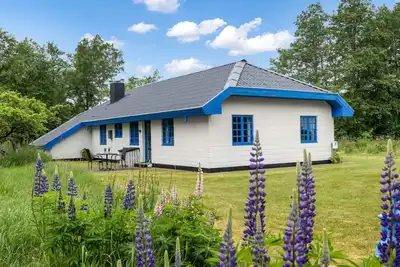 Image de \"Ema\" - 5km from the sea by Interhome