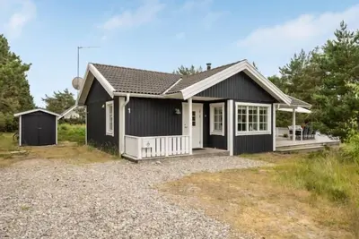 Image de \"Syrine\" - 300m from the sea by Interhome