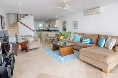 Image de Hidden Pearl (224d), South Finger, Jolly Harbour