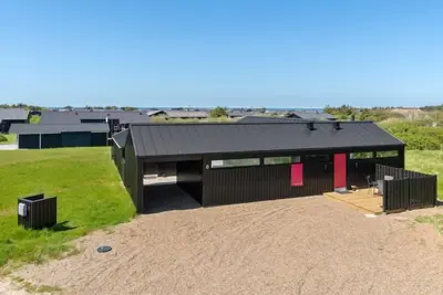 Image de \"Claus\" - 500m from the sea by Interhome