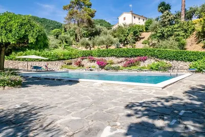 Piana di Solaro Modern Flatx4 & Swimming Pool