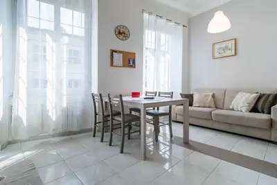 Image de Migliarina Station Comfy Apt w/ Balcony