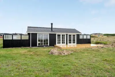 Image de \"Adina\" - 50m from the sea by Interhome
