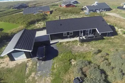 Image de \"Paul\" - 100m from the sea by Interhome