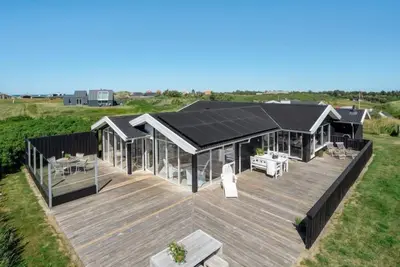Image de \"Aella\" - 150m from the sea by Interhome