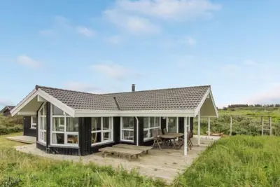 Image de \"Fanija\" - 200m from the sea by Interhome