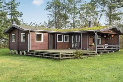 \"Artur\" - 1. 5km from the sea by Interhome