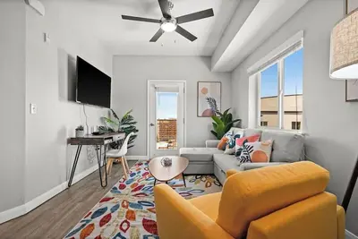Image de Charming Downtown Getaway