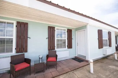 Image de Whiskey Bay Lodge #5