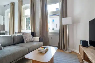 Image de Classic Kreuzberg Studio Fully Furnished & Equipped, by Blueground