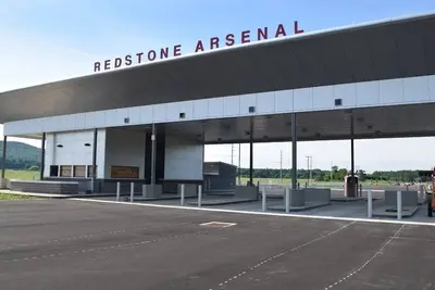 Image de 3 mins from Nasa &Arsenal - Pool &Gym.