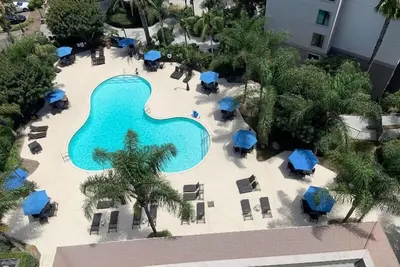 Spacious Good-Value Accommodation! 3 Posh Units, Near Anaheim GardenWalk!