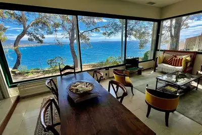 Image de Villa historique avec vue mer panoramique au centre de Sanary pour 7