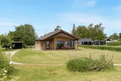 Image de \"Roope\" - 50m from the sea by Interhome