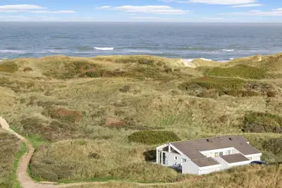 Image de \"Avni\" - 200m from the sea by Interhome