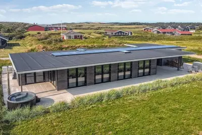 Image de \"Lima\" - 200m from the sea by Interhome