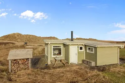 Image de \"Adi\" - 75m from the sea by Interhome