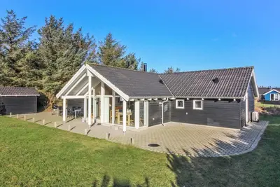 Image de \"Synnöve\" - 550m from the sea by Interhome