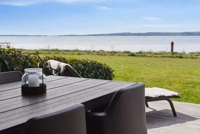 Image de \"Monia\" - 20m from the sea by Interhome