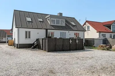 \"Thilla\" - 100m from the sea by Interhome