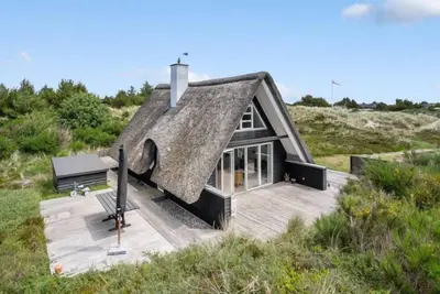 Image de \"Elisabetta\" - 750m from the sea by Interhome