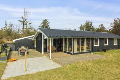 Image de \"Nestori\" - 950m from the sea by Interhome