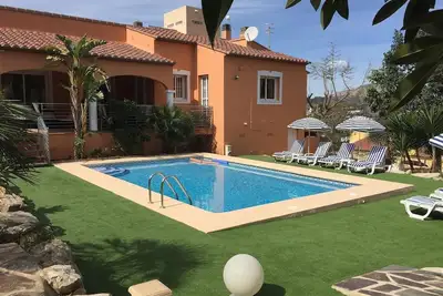 Image de Villa 'Sundance 4bedrooms Heatedpool' avec piscine privée, Wi-Fi et climatisation
