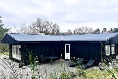 Image de \"Lenaya\" - 1km from the sea by Interhome