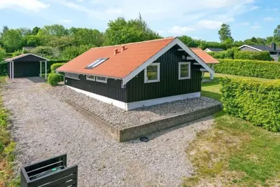 Image de \"Dea\" - 850m from the sea by Interhome