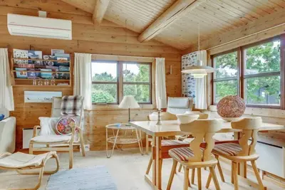 Image de \"Gorjan\" - 300m from the sea by Interhome