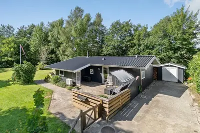 Image de \"Maiken\" - 1. 5km from the sea by Interhome