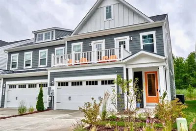 Image de Bayside * New 4br Twin House w 3. 5 Baths, 2 Suites Sleeps 9