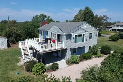 Image de Blackberry Mist of Matunuck, your luxury vacation destination by the beach!