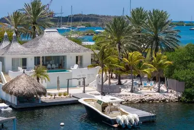 Image de ***New*** La Villa Blanca |Tropical Luxury Mansion