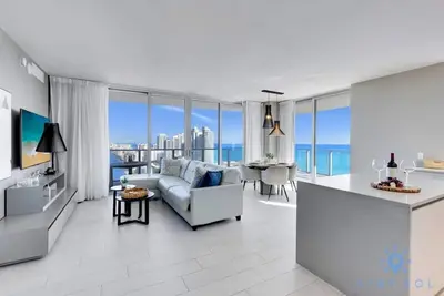 Image de Luxury 2Br Front Ocean| Bay View| Amazing Pools