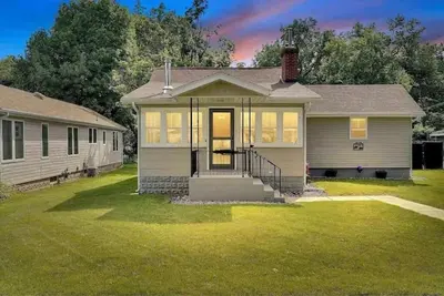 Image de Peaceful lake house