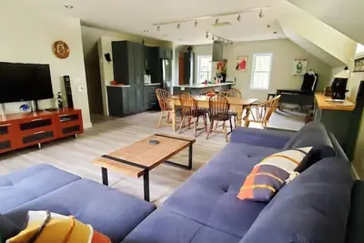 Image de LuxAetre - Spacieux logement rénové au cœur du village touristique de Knowlton