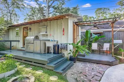 Image de Relaxing garden cottage with sauna\n