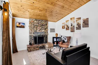 Image de Modern Cowboy Retreat