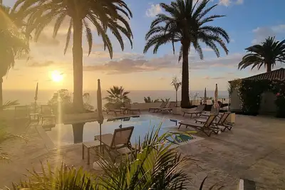 Image de El Bollullo, vistas al mar y terraza privada