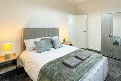 Image de 4 Bedroom, 1 Bathrooms Family Home in City Centre