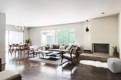 Image de Mid Mod Bonita, Stunning Boutique Home